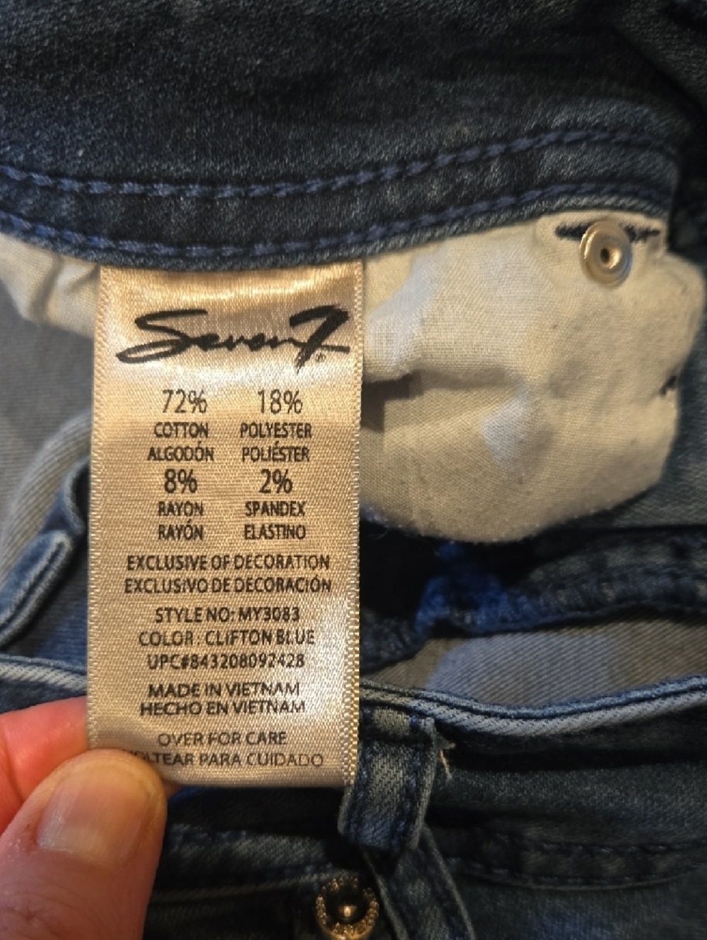 Seven7 Denim Shorts in Medium Blue Wash - Picture 2 of 13